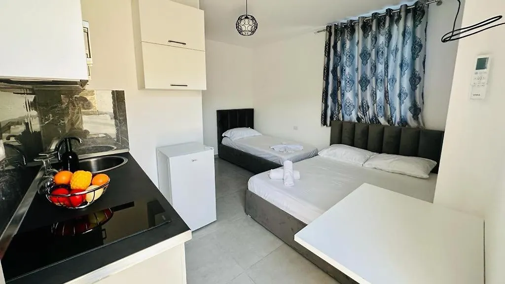 Hotel Guest House Kloen Vlorë
